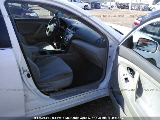 4T1BE46K97U681414 - 2007 TOYOTA CAMRY NEW GENERAT CE/LE/XLE/SE WHITE photo 5