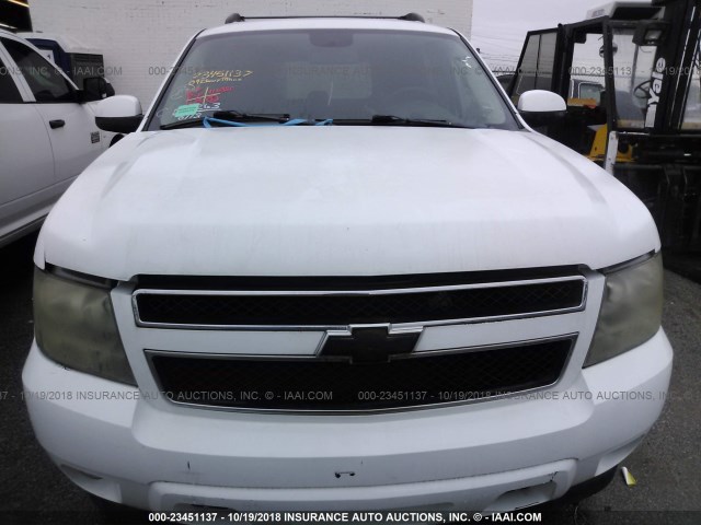 1GNFK13019R179445 - 2009 CHEVROLET TAHOE K1500 LS WHITE photo 6