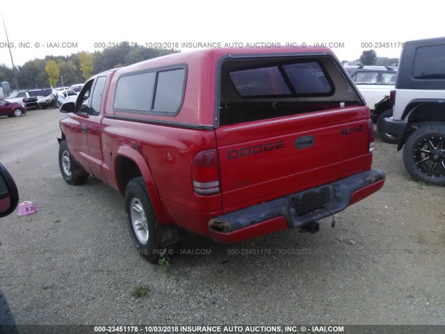 1B7GG22N8YS719107 - 2000 DODGE DAKOTA RED photo 3