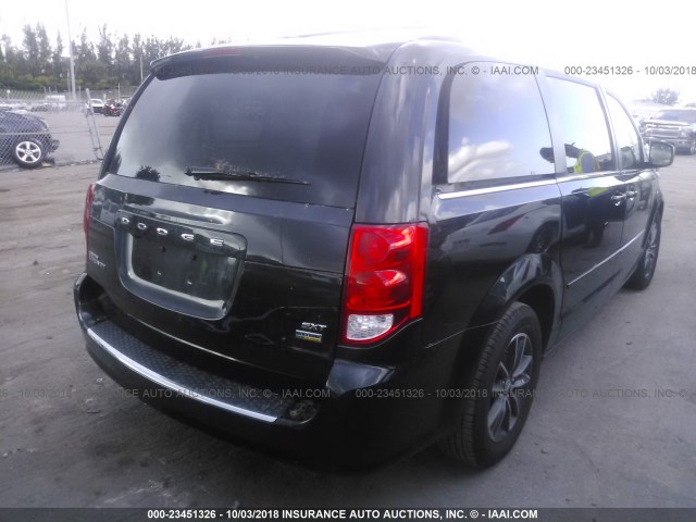 2C4RDGCG2HR859945 - 2017 DODGE GRAND CARAVAN SXT BLACK photo 4