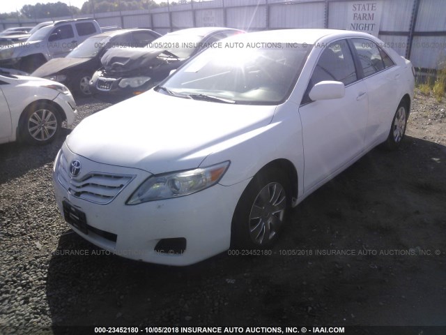 4T1BF3EK3AU543285 - 2010 TOYOTA CAMRY SE/LE/XLE 白色 照片 2