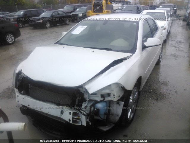 1G1ZC5E12BF237210 - 2011 CHEVROLET MALIBU 1LT WHITE photo 2