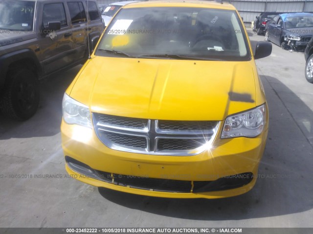 2D4RN4DG4BR714880 - 2011 DODGE GRAND CARAVAN EXPRESS YELLOW photo 6