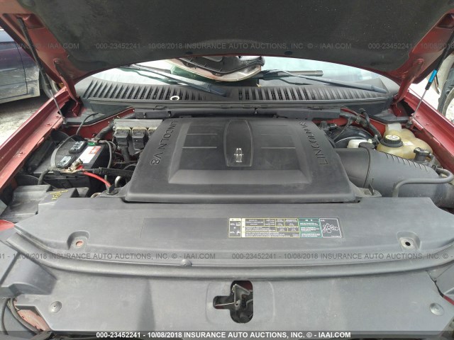 5LMFU27545LJ15839 - 2005 LINCOLN NAVIGATOR Czerwony zdjęcie 10