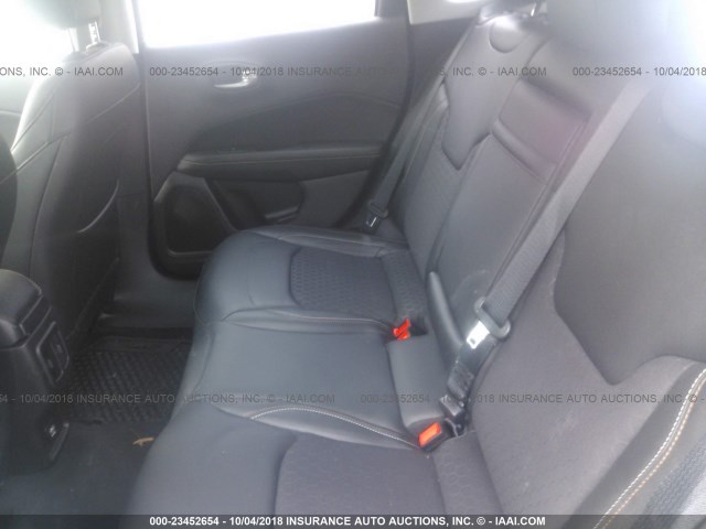 3C4NJDBB2JT254497 - 2018 JEEP COMPASS LATITUDE 黑色 照片 8