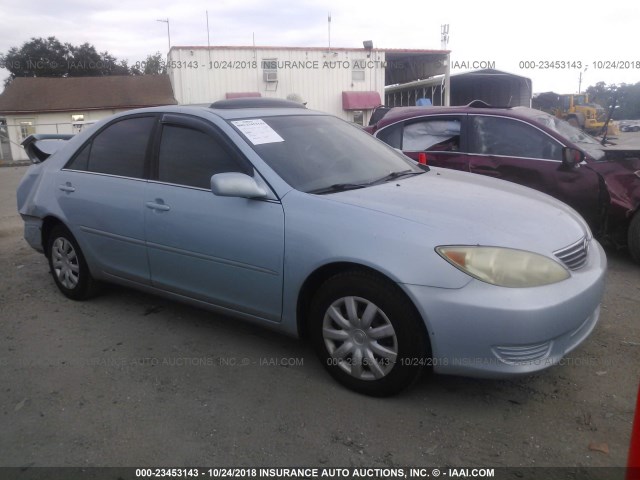 4T1BE32K65U563544 - 2005 TOYOTA CAMRY LE/XLE/SE Light Blue photo 1