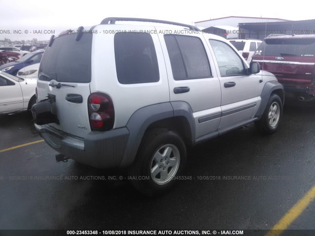 1J4GL48KX6W152323 - 2006 JEEP LIBERTY SPORT SILVER photo 4