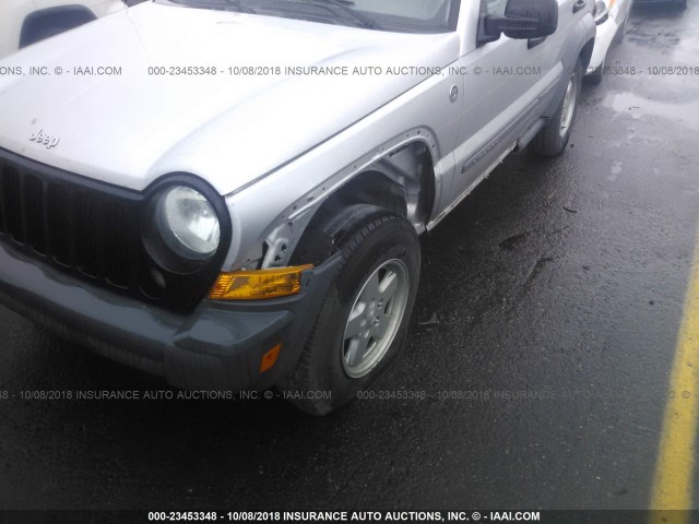 1J4GL48KX6W152323 - 2006 JEEP LIBERTY SPORT SILVER photo 6