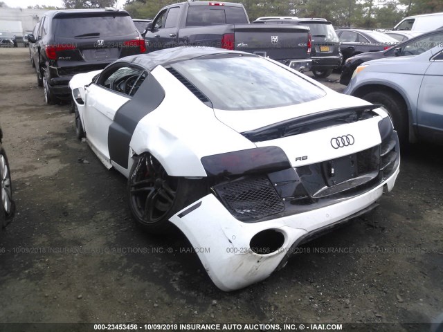 WUAENAFG1CN001878 - 2012 AUDI R8 5.2 QUATTRO WHITE photo 3