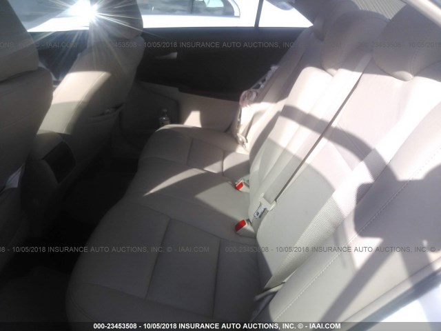 4T1BF1FK0CU519872 - 2012 TOYOTA CAMRY SE/LE/XLE 白色 照片 8