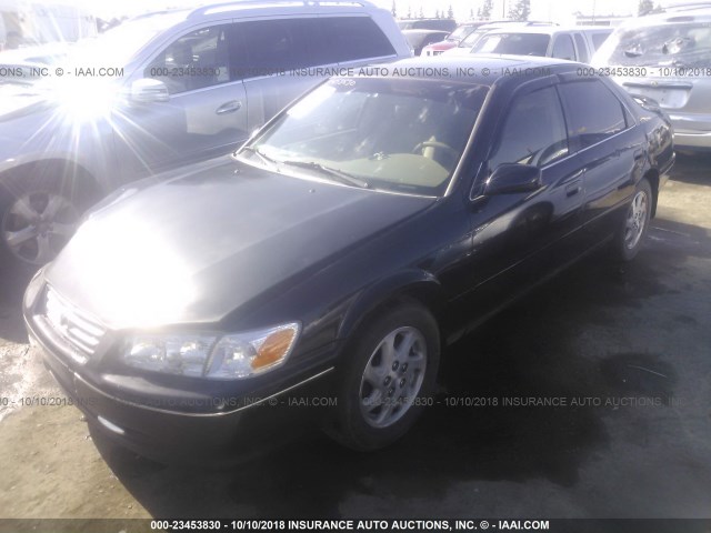 JT2BG22K1Y0527533 - 2000 TOYOTA CAMRY CE/LE/XLE 黑色 照片 2