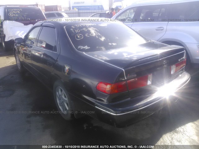 JT2BG22K1Y0527533 - 2000 TOYOTA CAMRY CE/LE/XLE 黑色 照片 3