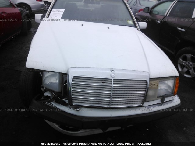 WDBED30D0LB247363 - 1990 MERCEDES-BENZ 300 E 4MATIC WHITE photo 6