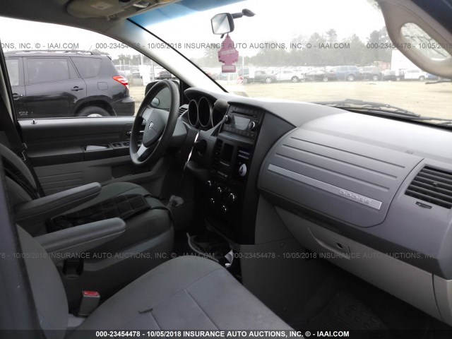 1D8HN44E69B506775 - 2009 DODGE GRAND CARAVAN SE BLACK photo 5