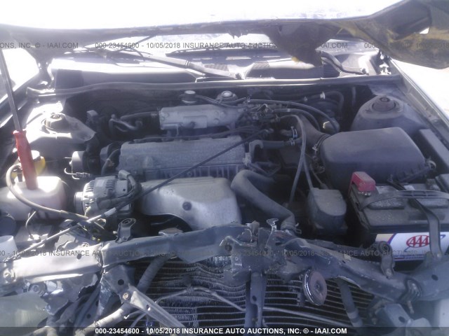 JT2BG22K8W0240705 - 1998 TOYOTA CAMRY CE/LE/XLE 深蓝色 照片 10