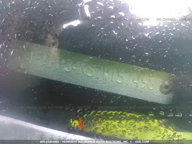 1FAFP34N57W157498 - 2007 FORD FOCUS ZX4/S/SE/SES 勃艮第红 照片 9