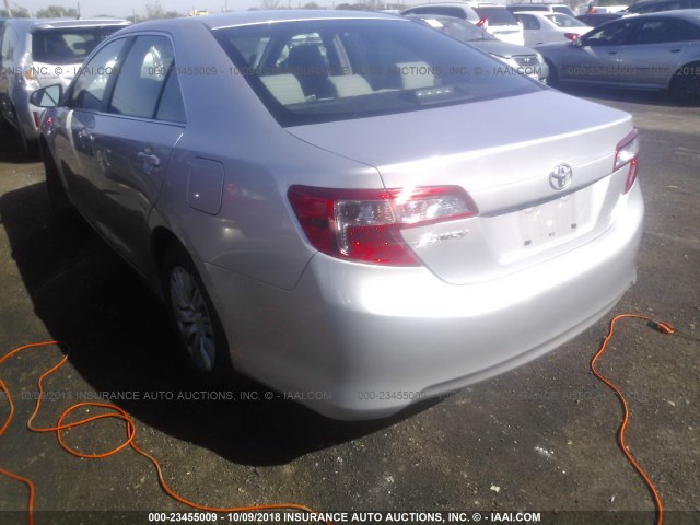 4T4BF1FK5CR260527 - 2012 TOYOTA CAMRY SE/LE/XLE 银色 照片 3