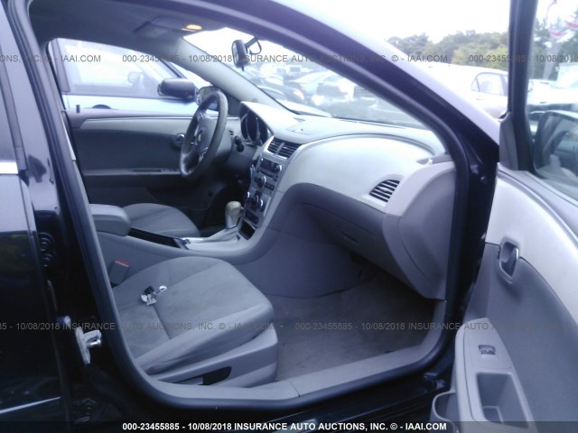 1G1ZB5E09CF312156 - 2012 CHEVROLET MALIBU LS 黑色 照片 5