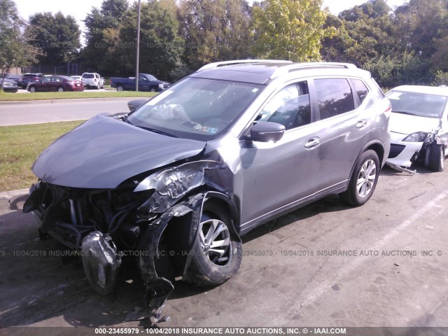 5N1AT2MV0FC841218 - 2015 NISSAN ROGUE S/SL/SV GRAY photo 2