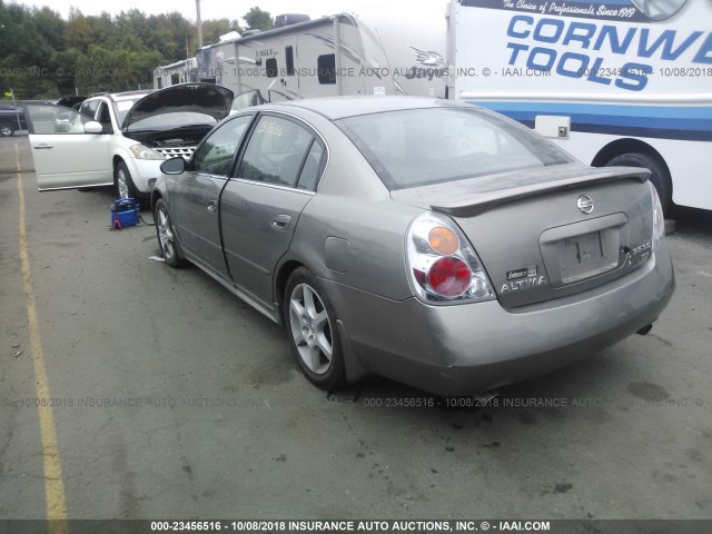 1N4BL11D43C140505 - 2003 NISSAN ALTIMA SE GOLD photo 3