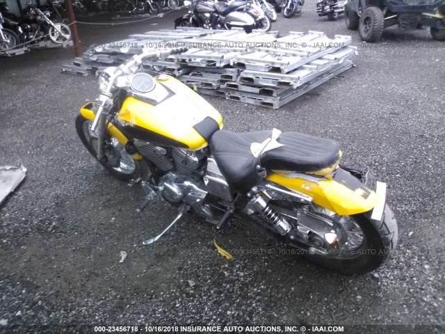 JH2RC44072K621119 - 2002 HONDA VT750 DC YELLOW photo 3