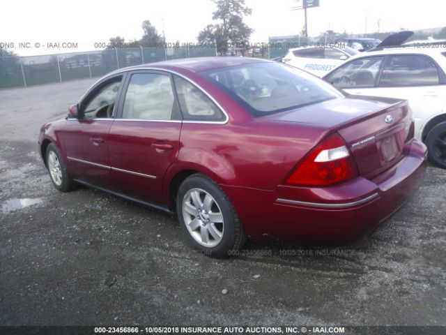 1FAFP24196G154023 - 2006 FORD FIVE HUNDRED SEL RED photo 3