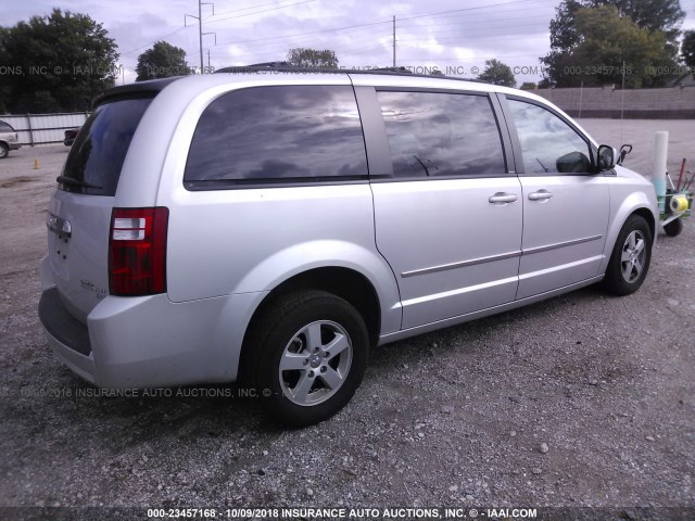 2D4RN5D16AR118444 - 2010 DODGE GRAND CARAVAN SXT SILVER photo 4