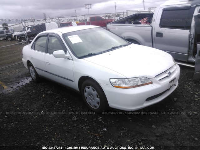 JHMCG5640XC026119 - 1999 HONDA ACCORD LX WHITE photo 1