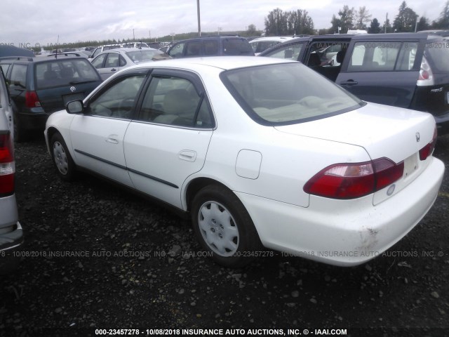 JHMCG5640XC026119 - 1999 HONDA ACCORD LX WHITE photo 3