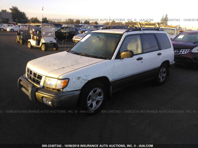 JF1SF6553WH773785 - 1998 SUBARU FORESTER S WHITE photo 2