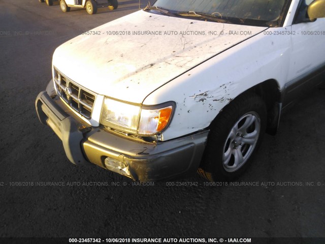 JF1SF6553WH773785 - 1998 SUBARU FORESTER S WHITE photo 6