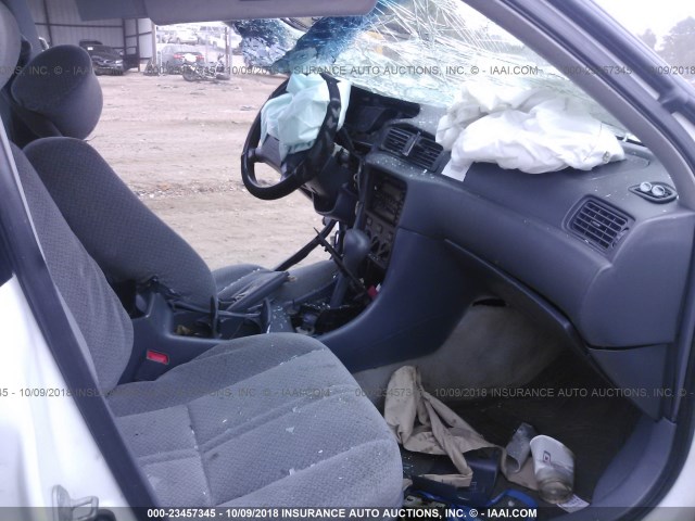 4T1BG22K91U811056 - 2001 TOYOTA CAMRY CE/LE/XLE 白色 照片 5
