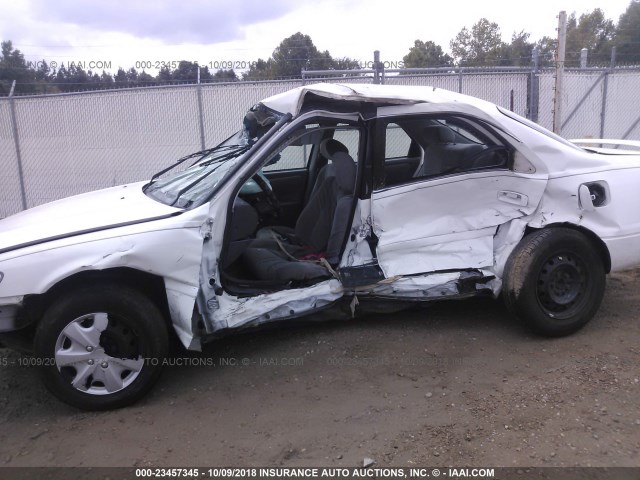 4T1BG22K91U811056 - 2001 TOYOTA CAMRY CE/LE/XLE 白色 照片 6