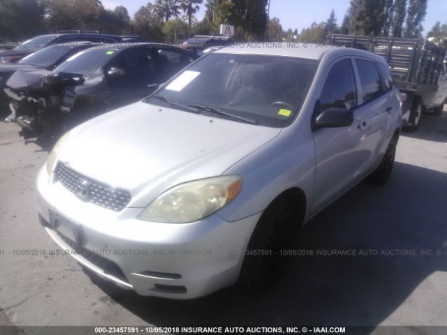 2T1KR32E43C036115 - 2003 TOYOTA COROLLA MATRIX XR SILVER photo 2