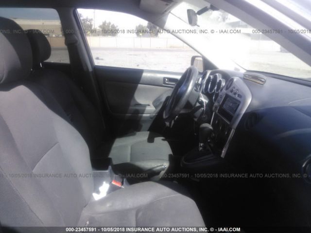 2T1KR32E43C036115 - 2003 TOYOTA COROLLA MATRIX XR SILVER photo 5