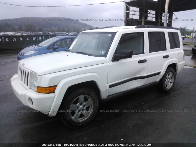 1J8HG48K16C346067 - 2006 JEEP COMMANDER WHITE photo 2