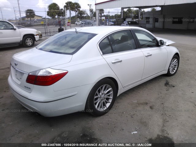 KMHGC4DE5BU135341 - 2011 HYUNDAI GENESIS 3.8L WHITE photo 4