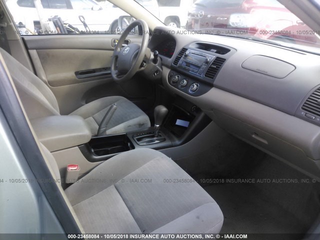 4T1BE32K26U692155 - 2006 TOYOTA CAMRY LE/XLE/SE GREEN photo 5