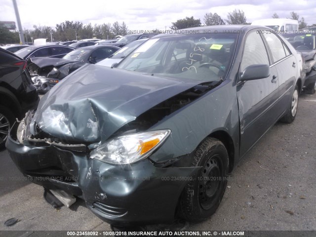 4T1BE32K74U349872 - 2004 TOYOTA CAMRY LE/XLE/SE GREEN photo 2