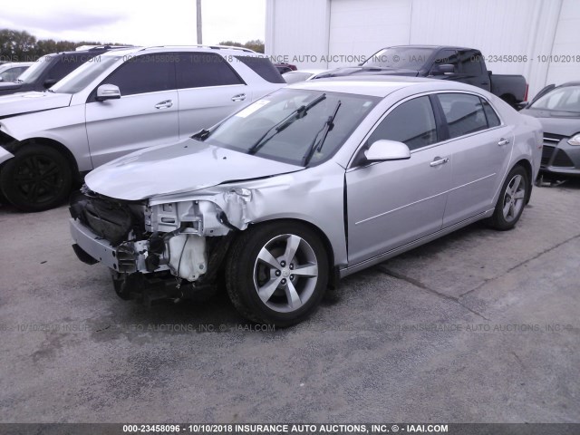 1G1ZC5E03CF215516 - 2012 CHEVROLET MALIBU 1LT SILVER photo 2