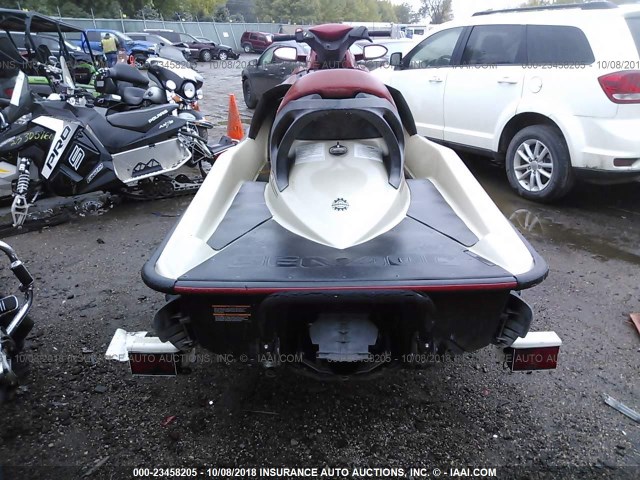 ZZN30670C202 - 2002 BOMBARDIER SEA DOO GTI  WHITE photo 8