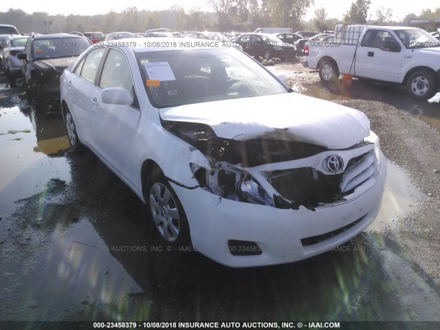 4T4BF3EK7BR097228 - 2011 TOYOTA CAMRY SE/LE/XLE 白色 照片 1