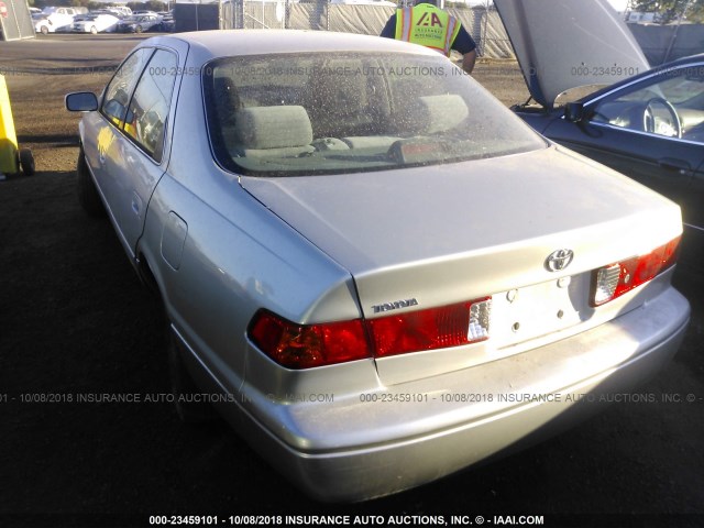 4T1BG22KX1U028814 - 2001 TOYOTA CAMRY CE/LE/XLE 金色 照片 3