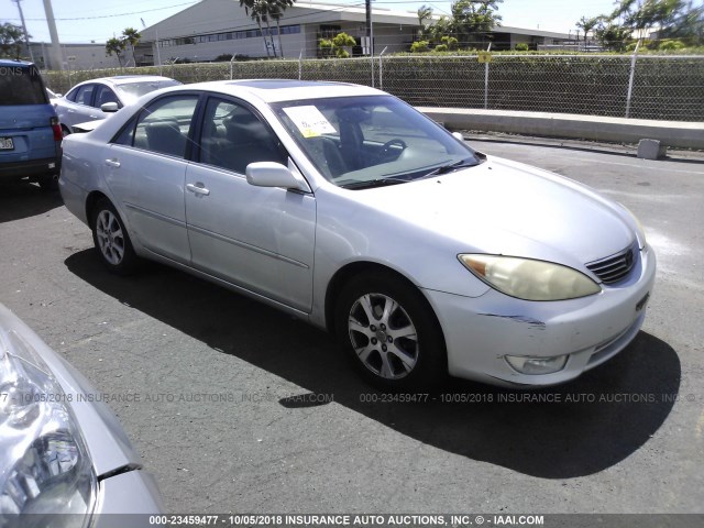 JTDBF32K850158813 - 2005 TOYOTA CAMRY LE/XLE/SE SILVER photo 1