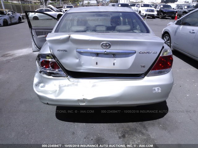 JTDBF32K850158813 - 2005 TOYOTA CAMRY LE/XLE/SE SILVER photo 6