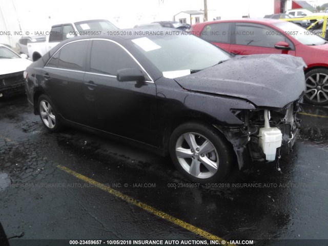 4T1BF3EK2BU741664 - 2011 TOYOTA CAMRY SE/LE/XLE შავი ფოტო 1