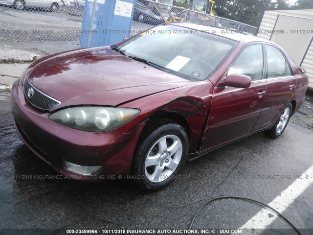 4T1BE32K45U075371 - 2005 TOYOTA CAMRY LE/XLE/SE 红色 照片 2