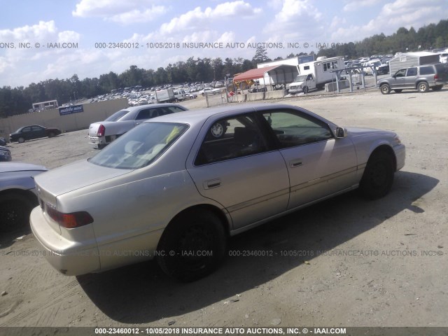 4T1BG22K1YU663561 - 2000 TOYOTA CAMRY CE/LE/XLE GOLD photo 4