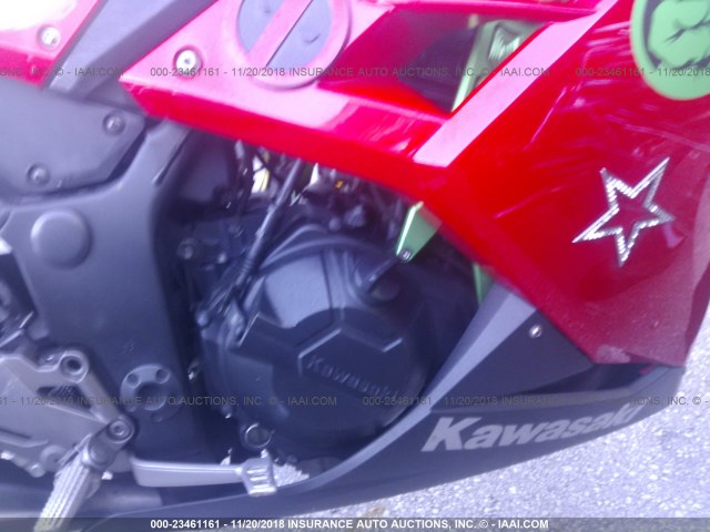 JKAEX8A12GDA26641 - 2016 KAWASAKI EX300 A RED photo 7