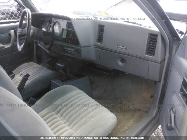 1G1JC54G9L7159054 - 1990 CHEVROLET CAVALIER VL GRAY photo 5